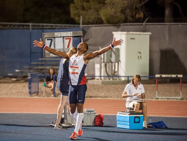 ArizonaTrack's tweet photo. RELEASE: http://t.co/80uxzY7n0y Nick Ross Named West Region's Top Field Athlete #BearDown #ForLezo http://t.co/f88ZZyLiRZ