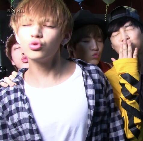 BpsrrS_CMAIfkJm.jpg:large