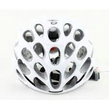 totalbikeus's tweet photo. Casco Catlike Maxino con Nanotecnologic el Puerta Puerta q necesitabas con los mejores productos y garantias http://t.co/dDwBbAZm80