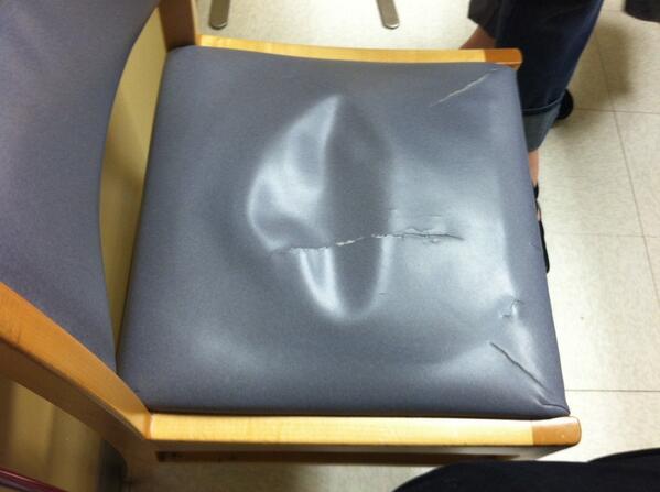 MikeADaniels's tweet photo. How many butts does it take to get to the center of a chair #buttdestruction http://t.co/tG1dLW2Wgt