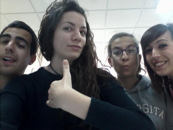 Cristina__1996's tweet photo. Buenos momento tos como estos se echaran de menos #l@squiero  @Mari_Gabarron @jonhyGonzalez92 @AstyNB http://t.co/lw7oOJskw2