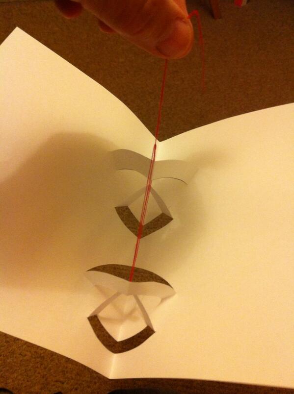 jonladder's tweet photo. Paper monkey http://t.co/mb6GOmE1Sa
