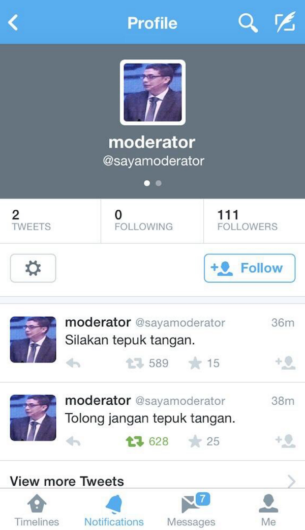 LokadataID's tweet photo. Perhatian juga tertuju ke sang moderator. Eh udah ada twitter nya aja @sayamoderator :) #DebatCapres http://t.co/7nzbVoYesb
