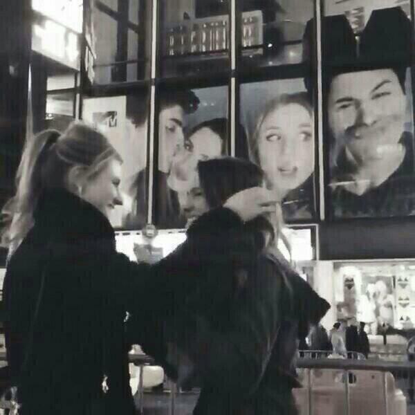 sarah_denunzio's tweet image. Thank You For Faking It S2 @thekatiestevens @therealritavolk @mtvfakingit @FakingItWriters @mrcartaire #KarmyArmy