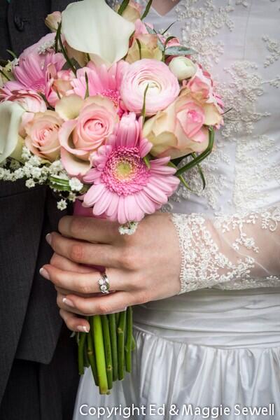 Sewell_Photo's tweet photo. bridal #bouquet http://t.co/2asi7jvUuH