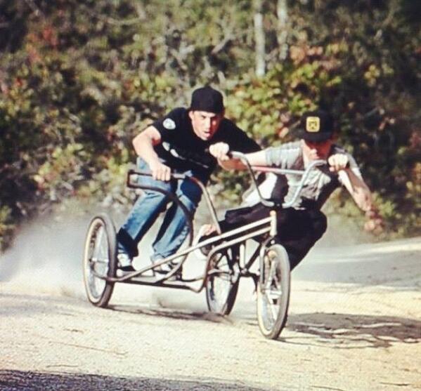IMPAKTsidehack's tweet photo. No brakes, no protection...more fun!!
#sidehack #BMX #djtrulyodd #djgreyboy @djgreyboy @DjTrulyOdd #sidehackbmx http://t.co/6G5FMWTC5o