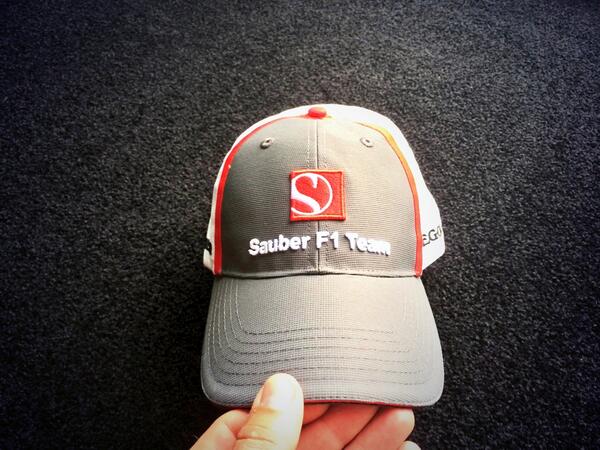 TomCoronel's tweet photo. Retweet if you want ...Today at #AWLive @GvanderGarde gave me this #F1Sauber cap. So RT and deside tomorrow who won 😜 http://t.co/hR7vEk8YQO