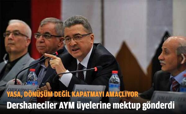 Dershaneciler haklarını arıyor.
AYM Başkan ve üyelerine mektup gönderdiler.
zaman.com.tr/gundem_dershan… 

#HukukunÜstünlüğü
