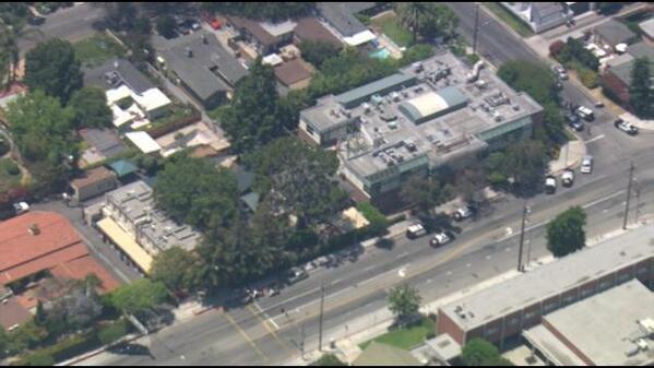 We're continuing to monitor the #PoliceStandoff in #NorthHollywood. WATCH LIVE: bit.ly/1iWwN45