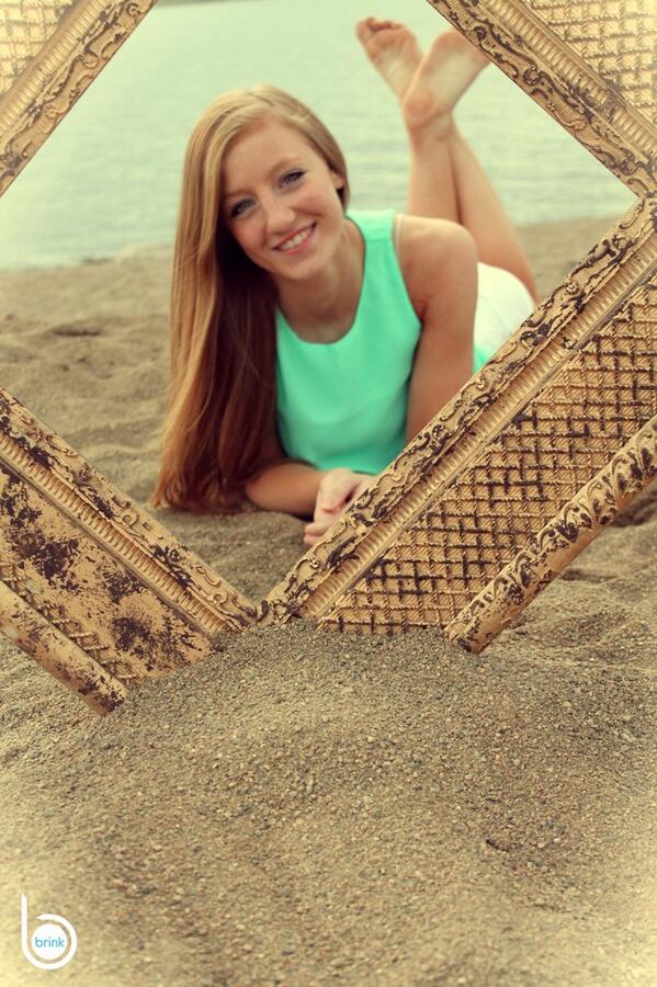 brinkphoto's tweet photo. @JennaStilwell19 #seniorphoto http://t.co/gwS2KkTAGu