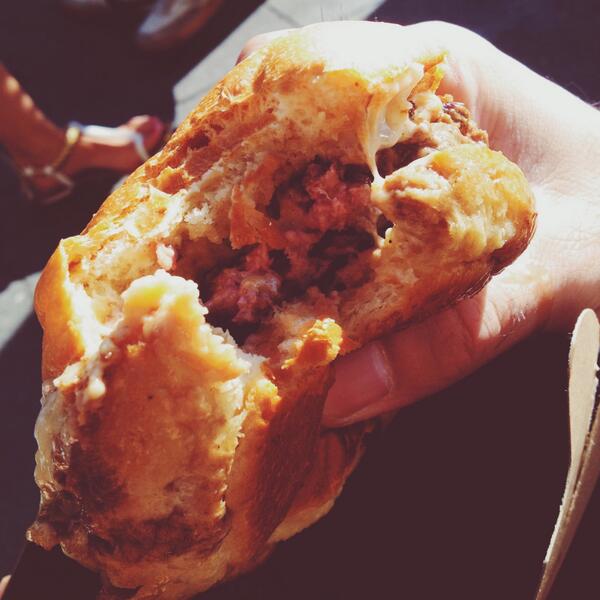 Delicious Burger <a href="/umamiburger/">Umami Burger</a> #nomnom #newyork #burgertime #foodies #MondayMotivation #rainyday #munchy