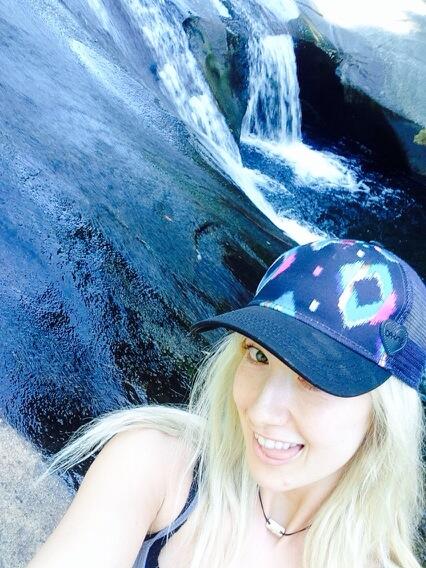 Oh look a waterfall, let me take a selfie. (The obvious reaction?) http://t.co/iDM3dT0QT0<a href="/tag/mvsales"class="tags"><span>#mvsales</span></a>