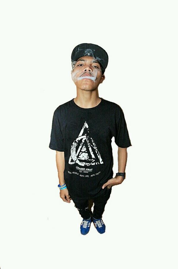 I'm wearing <a href="/CA_cloth/">CHASED AWAY cloth™</a> *beer*