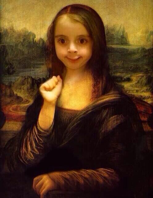 ItsGirllCode's tweet image. When you wash the pots and your hand touches the bits of food in the sink..