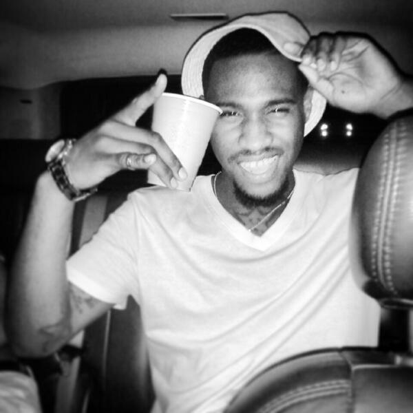 harrison_khalid's tweet photo. Riden with me or you cut...#4foes http://t.co/woXxyuu3ih