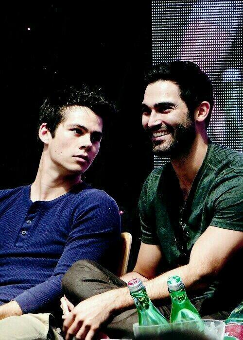 StilesRules's tweet image. Jesus me abana @PerksInfinite