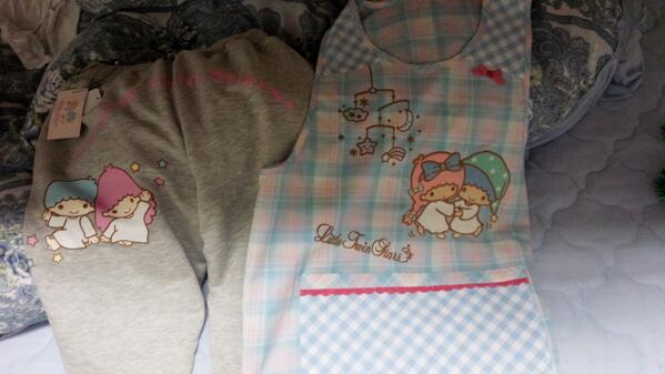 ym11101224's tweet photo. 昨日だけど、仕事で使うエプロンとズボン買った(*´ω｀*) http://t.co/DO9oYP3dq1