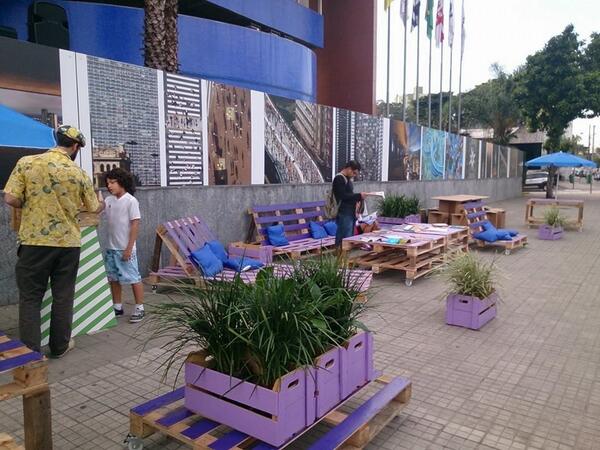 _MUDA's tweet photo. A MUDA esteve no SESC SANTANA com a Calçada de Estar. Veja mais em http://t.co/tnuHPEYcQX. E ligue 11 5056-1111 http://t.co/Nub6Csxecm