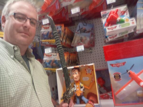 jonprosser's tweet photo. @CitychaseCanada #citychasephotohunt Week 2 - selfie with cowboy hat (next to Woody) and a sword. #gettingcreative. http://t.co/jfViPxjNjw