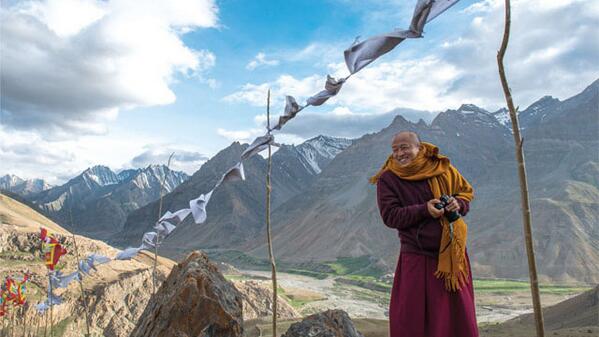 VICE's tweet photo. Samsara Is a Movie: Khyentse Norbu Goes to Hollywood http://t.co/b7R8YK6Ptf http://t.co/bZboWWfFH5