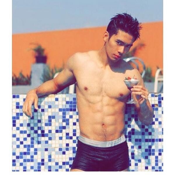 Post_AMBW's tweet photo. #asianmanmonday ❤ http://t.co/SzpHhPnWR9