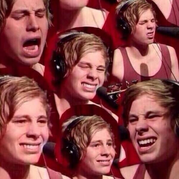 kayleighd03's tweet photo. 👉RT this
👉Follow me
👉I'll Follow back
👉Gain Many Luke's
💕
#ImTheRealLukeHemmingsFolllowParty 
#ImTheRealLukeHemmings http://t.co/sxKjqCxOof