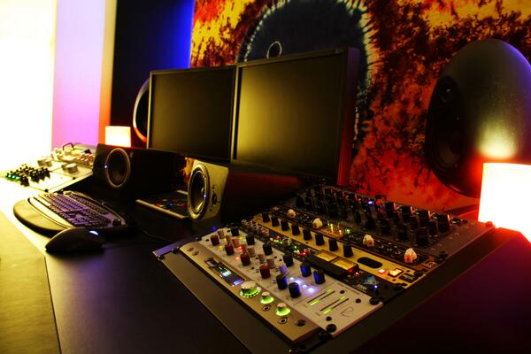 4D Sounds tweet media