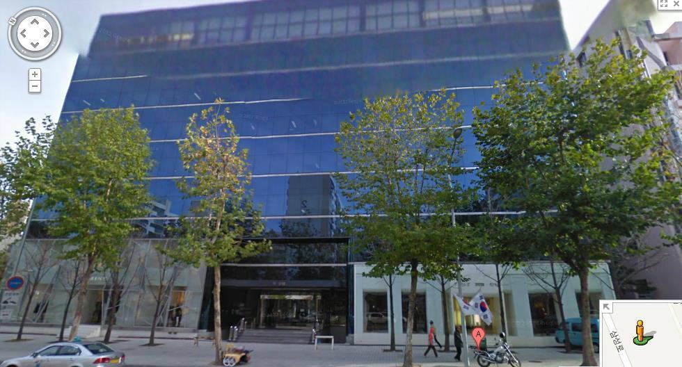 BpvACfOCcAEXlH_.jpg:large