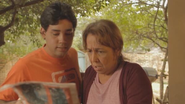 SantaCumbia's tweet photo. ¿Este es mi hijo? dice #ÑaGracia #SantaCumbia http://t.co/FSiL51YryP