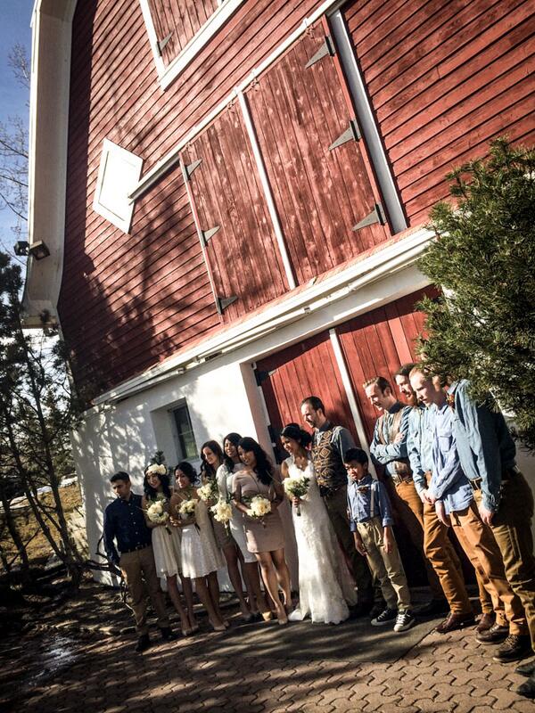 OldFortStore's tweet image. An Old Fort Wedding: oldfortstore.com/2014/06/10/an-… #wedding #YYC #rusticcharm