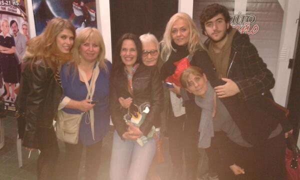 <a href="/MarFueguina/">MAR</a> <a href="/lilipopovich/">Lili Popovich</a> <a href="/Sebochini/">SEBOCHINI</a> <a href="/mirtaardemagni/">MIRTA ARDEMAGNI</a> <a href="/lujibukowski/">Lujan Bukowski</a> <a href="/SanzoSilvana/">Silvana Di Sanzo</a> <a href="/pacogorrizok/">Paco Gorriz</a> :-) para el recuerdo!