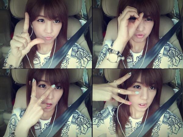 Longdeok_b's tweet photo. 초롱언니 페이스북 :) http://t.co/ev8Fu1MGae