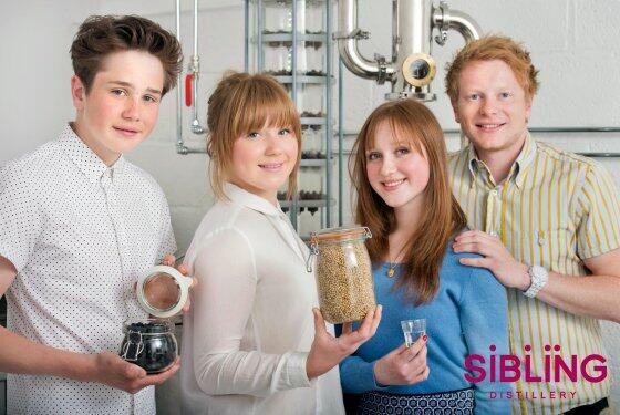 NYMag's tweet image. 15-year-old kid opens craft gin distillery with siblings grb.st/1o6SDpl