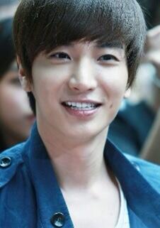 SMTOWNの人気投票！
イトゥクが好きな人はRTお願いします。