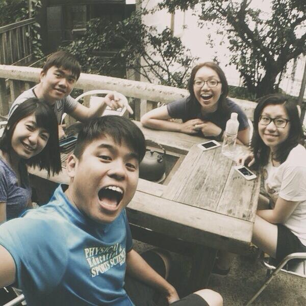 misskarentan's tweet photo. Guess who we met in 台灣！ http://t.co/hNtOev2w13