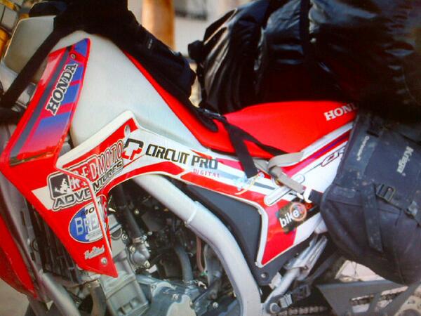 NorthernFerret's tweet photo. #StephJeavons #Honda #onestephbeyond #redmotoadventures http://t.co/CGiW7Nie4r
