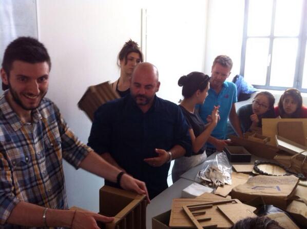 RT <a href="/essentialagc/">essent'ial</a>: Lezioni di ecodesign <a href="/NABAMilano/">NABA</a>

#ecodesign
#Essential #AlbanoGhizzoni #MatteoRagni #NABA