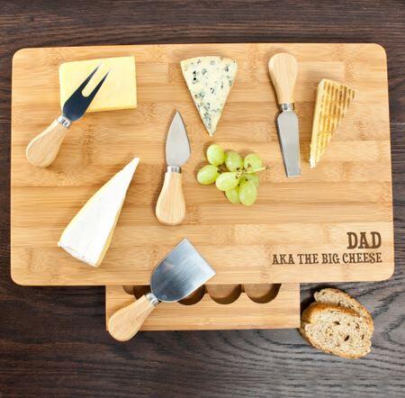 TreatRepublic's tweet image. #FathersDayGiveaway! RT&amp;amp;FOLLOW to #win our 'Big Cheese' Bamboo Cheese Board treatrepublic.co.uk/the-big-cheese… #comp #giveaway