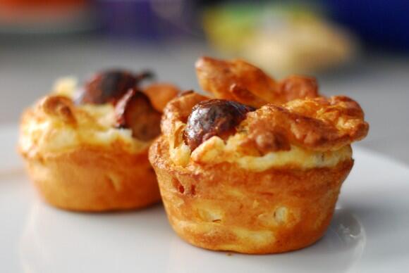 herefordandyork's tweet photo. The very first pop-up Yorkshire pudding stand ever!  #nomnom #foodie #harveynichols come check us out 4th floor! http://t.co/PmjBmprdLL