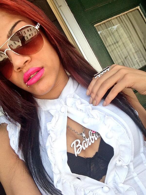 realsofoke123's tweet photo. #BarbieOnly1  💋 💎 http://t.co/OceLIMN06F