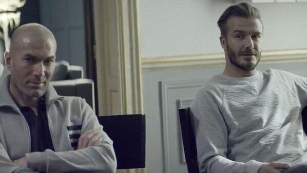 GQ_France's tweet photo. Le foot de chambre selon Beckham et Zidane http://t.co/oXgTboouVS http://t.co/NuLrTVHKsp