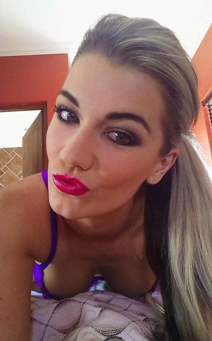 Special kiss from me to THANK U 4 all ur support &amp; votes*  Enjoy your day! x0x @PlayboyMagSA @ArneSchreuder1<a href="/tag/onlyfans"class="tags"><span>#onlyfans</span></a>