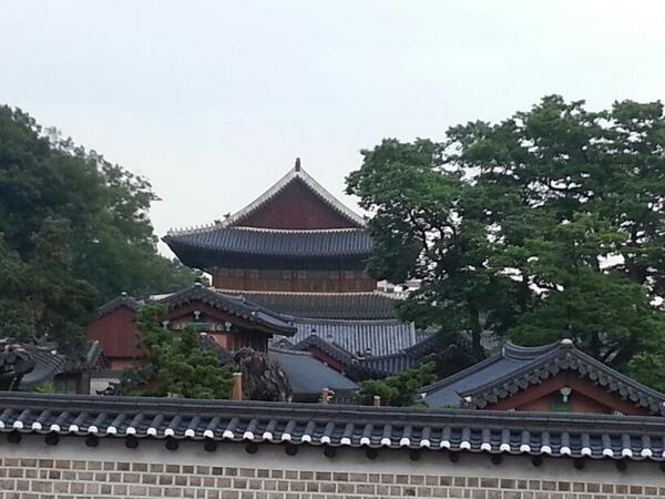 JS000925's tweet image. Kyungbook palace~