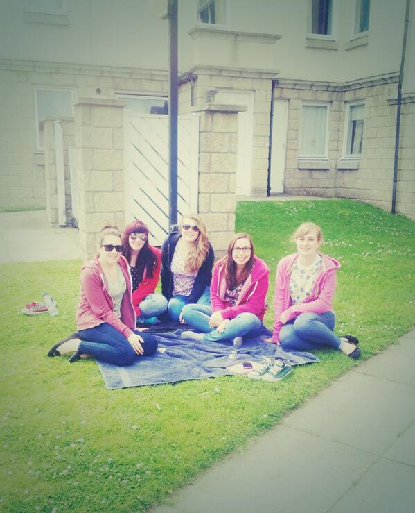 Ardmuir's tweet photo. Well deserved study breaks in the courtyard 🌞#ardmuiraberdeen #lovewhereyoulive #trinitycourt http://t.co/39BYsWEgX9