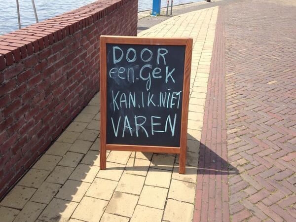 DSDJelle's tweet photo. Eppo brodeloos gemaakt door een gestoord iemand.
In wat voor tijd leven we? http://t.co/N3ZjVk5Pfd