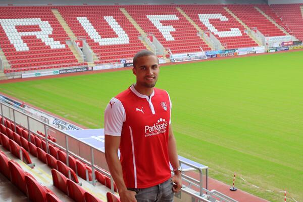 ItalianMillers's tweet photo. Welcome To The Millers Jordan Bowery!! From #astonvilla http://t.co/Hpo7HYw0JC