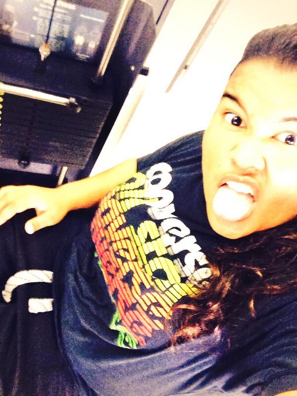 boomboomzzz's tweet photo. Going hard 135kg on leg press... GoHardorGoHome aim for tomorrow 140kg http://t.co/kNanXozgGf