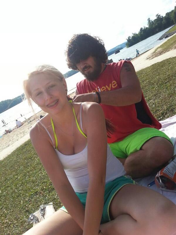 britthomas614's tweet photo. @savannalowe10 http://t.co/s3qUiaZpZZ