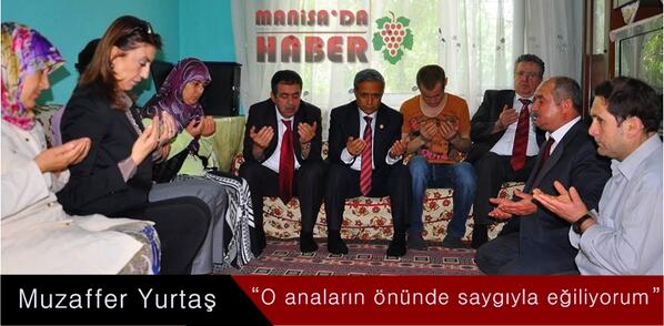 ManisadaHaber's tweet photo. Yurttaş “O anaların önünde saygıyla eğiliyorum” http://t.co/mWqzZ3fxM2 http://t.co/HG3OpauQtC