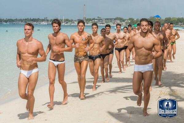 adijakbar's tweet photo. #baukeringet "@mrvvip: Suasana karantina #MenUniverseModel2014. Genuine sporty. http://t.co/oloeP8391q"
